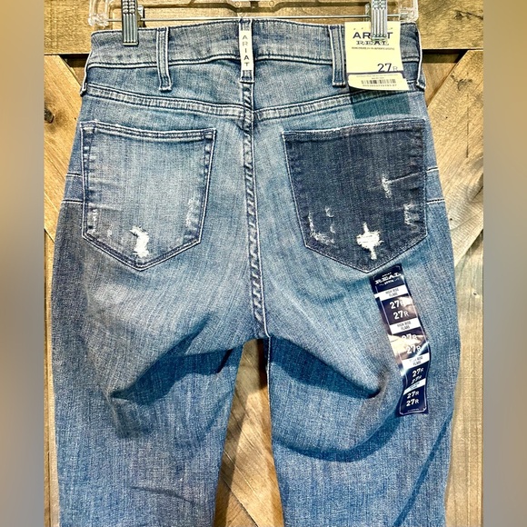 NWT Ariat High Rise Thea Flares Jeans Sz 27R - Picture 11 of 16